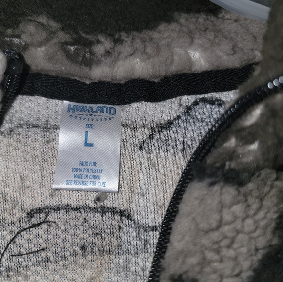 Men's Camo Sherpa 1/4 zip Pullover Sweater Size L - Picture 6 of 6